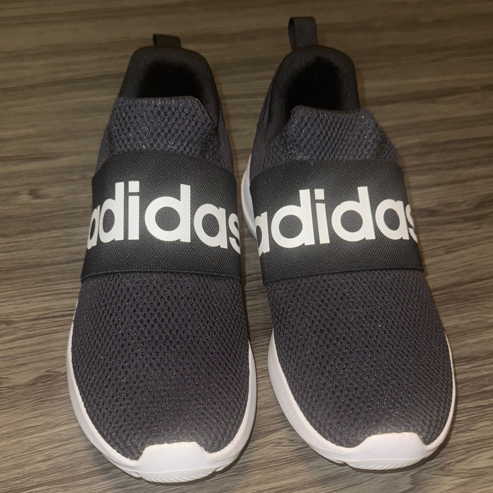 Adidas Mesh Slip-On Sneakers🖤🤍